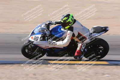 media/Dec-10-2023-SoCal Trackdays (Sun) [[0ce70f5433]]/Turn 9 Inside Set 2 (1115am)/